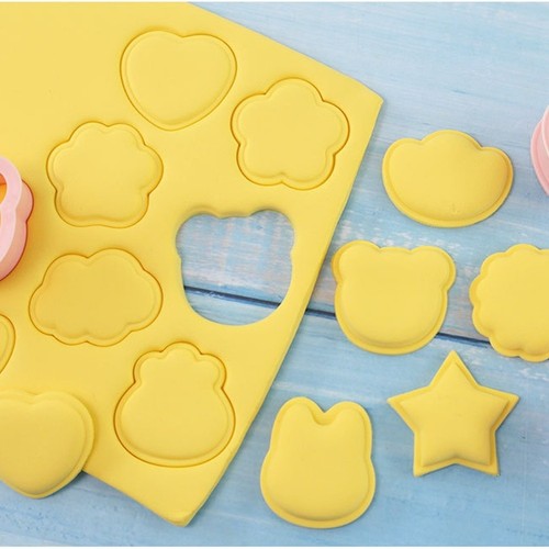 10pz tagliabiscotti cartoni - 10pz, pp